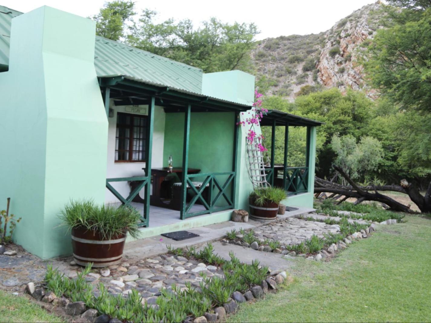 Rainbow Glen Self Catering Chalets Монтегю Номер фото