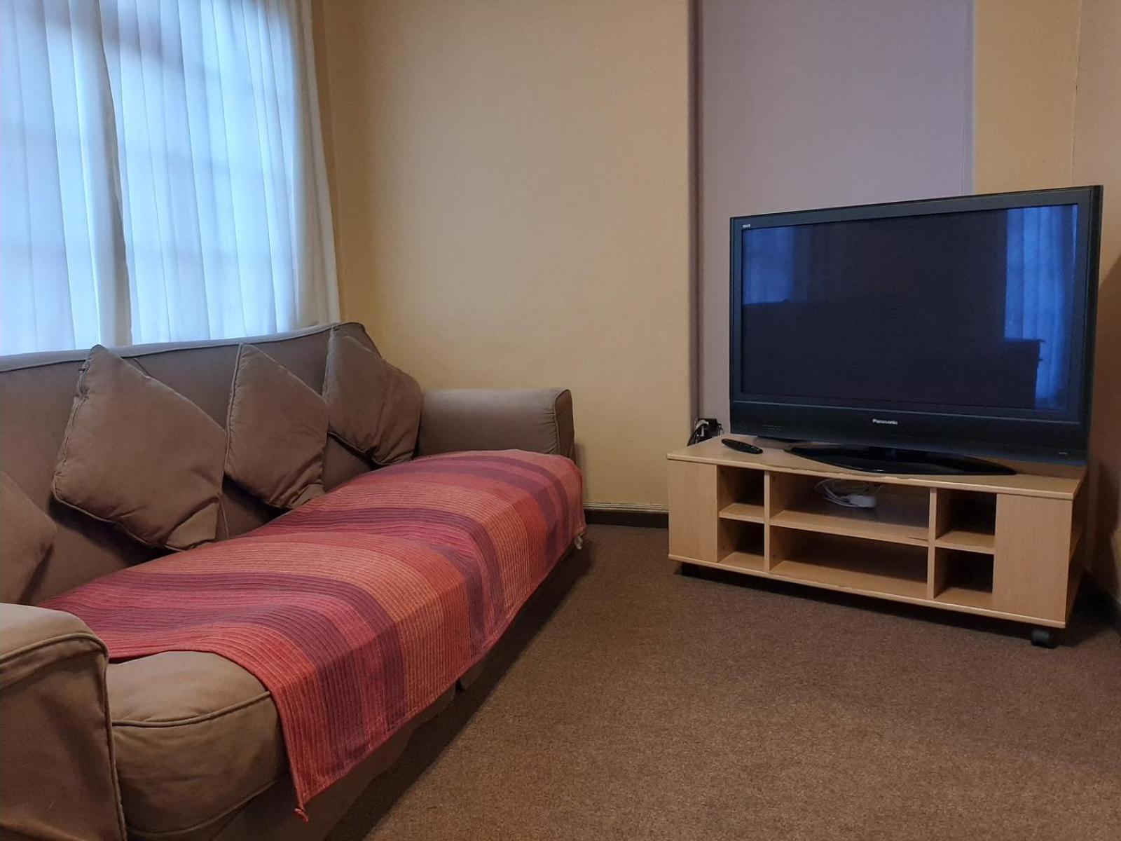 Rainbow Glen Self Catering Chalets Монтегю Номер фото
